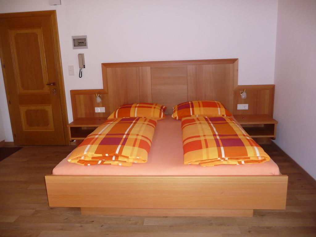 Apartments Ferdigg San Lorenzo di Sebato Eksteriør billede